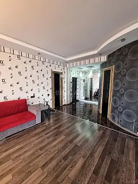 Kirayə verilir 3 otaqlı mənzil 165 m²
