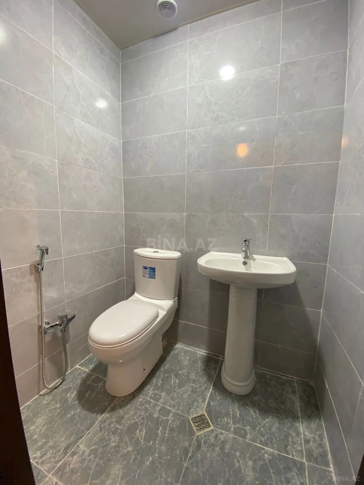 Satılır 3 otaqlı mənzil 75 m²
