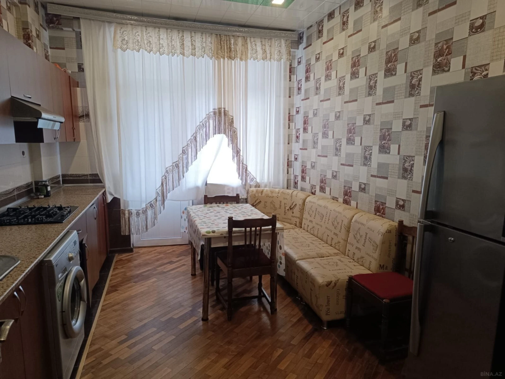 Satılır 3 otaqlı mənzil 75 m²