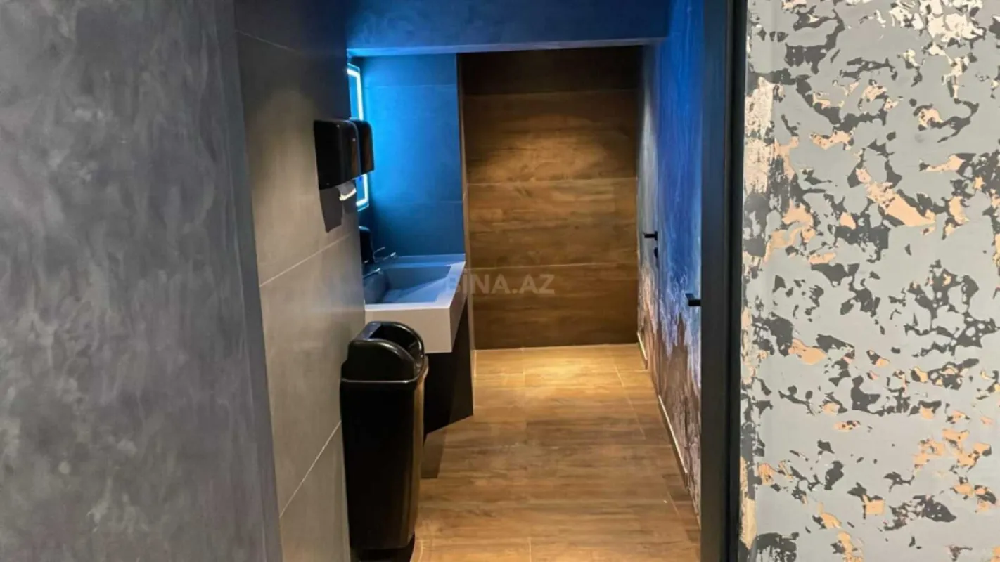 Satılır obyekt 850 m²