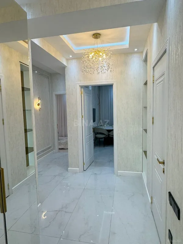 Kirayə verilir 2 otaqlı mənzil 95 m²