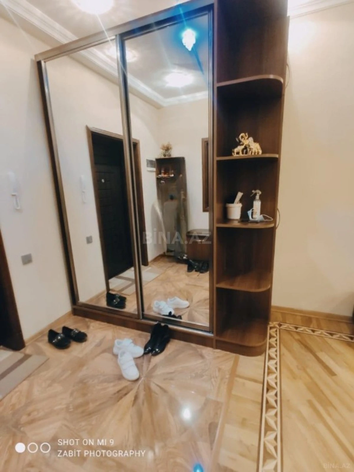 Kirayə verilir 3 otaqlı mənzil 120 m²