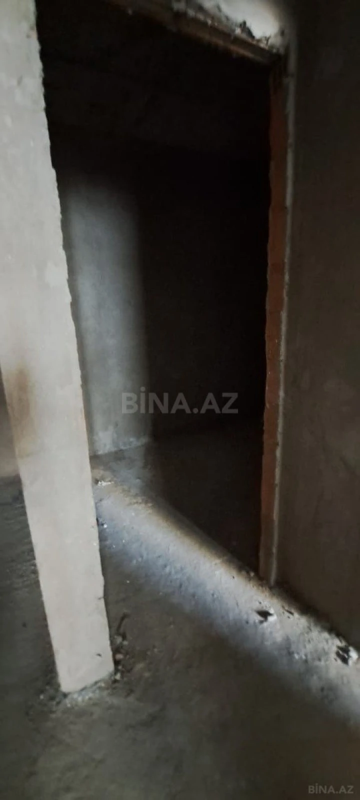 Satılır 3 otaqlı mənzil 128 m²