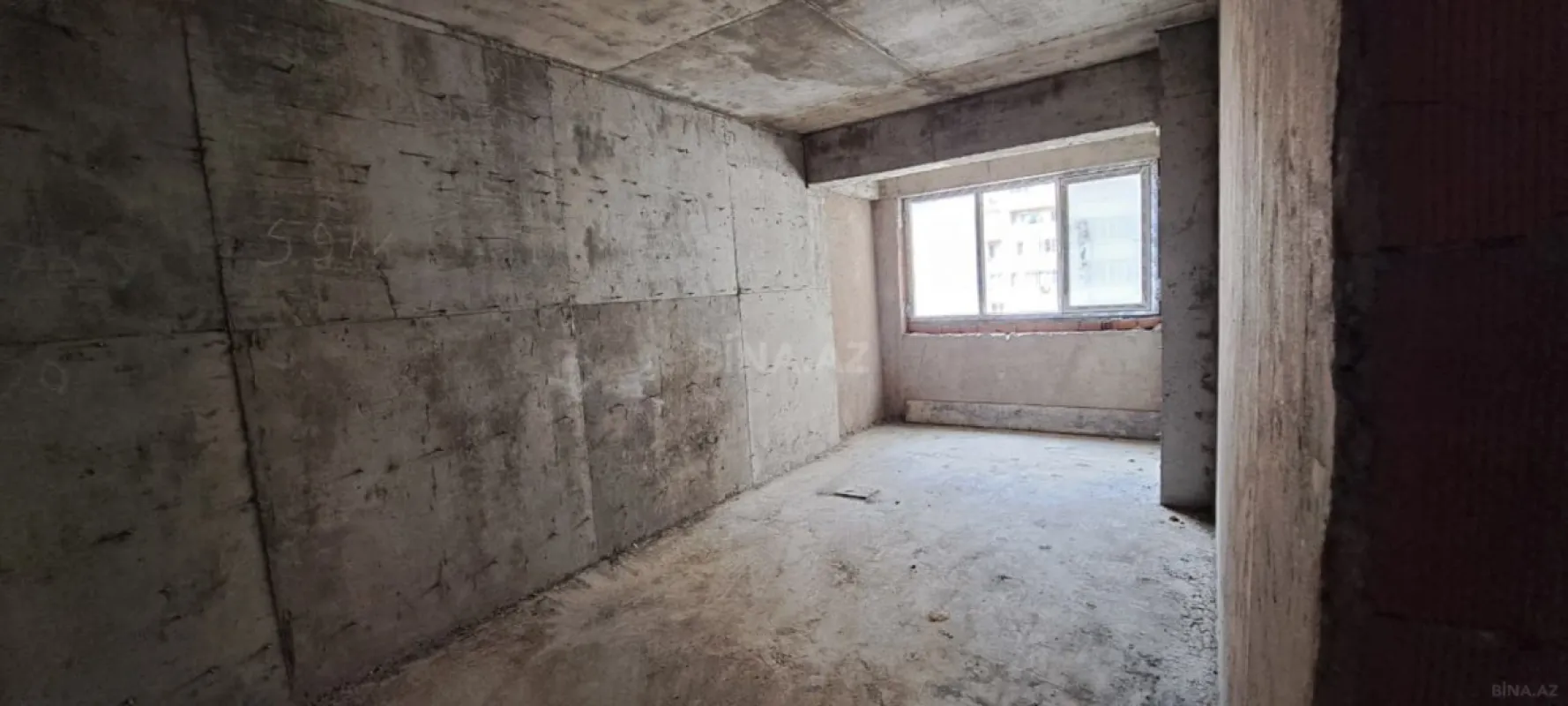 Satılır 3 otaqlı mənzil 128 m²