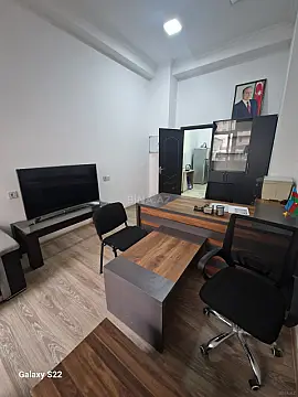 Kirayə verilir 1 otaqlı ofis 30 m²