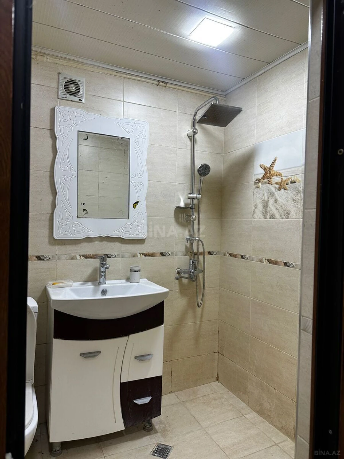 Kirayə verilir 2 otaqlı mənzil 60 m²