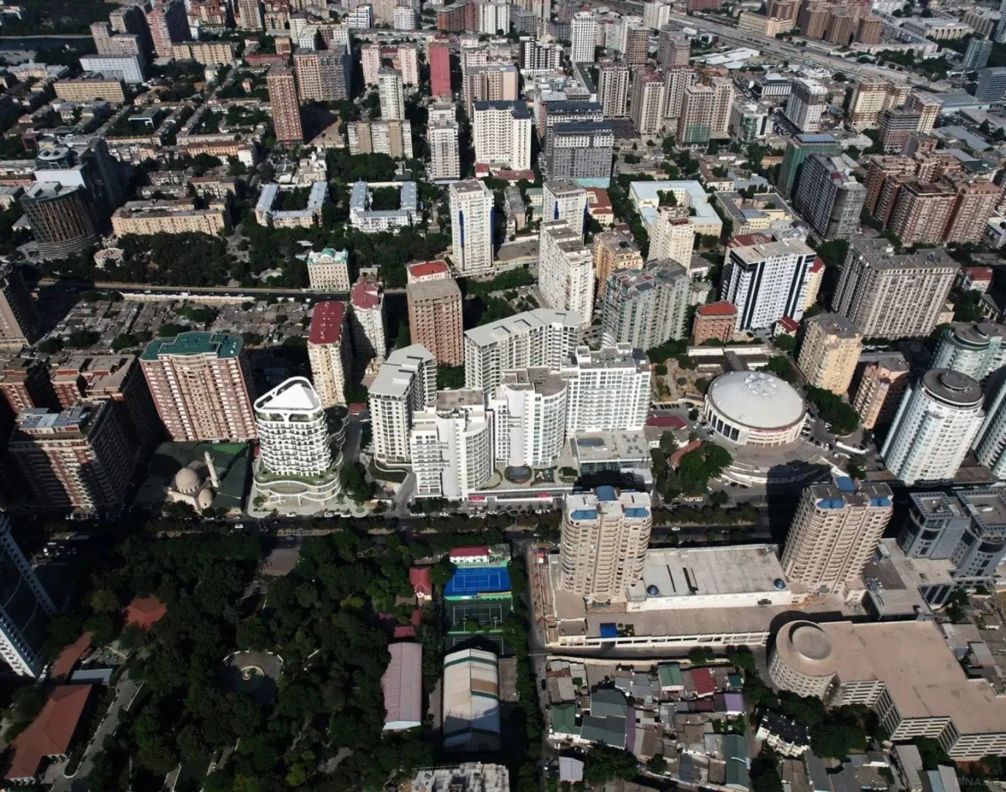 Satılır 2 otaqlı mənzil 60 m²