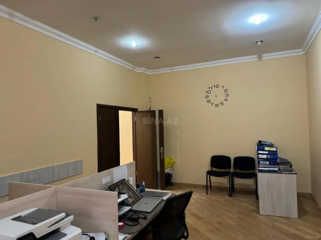 Kirayə verilir 3 otaqlı ofis 170 m²