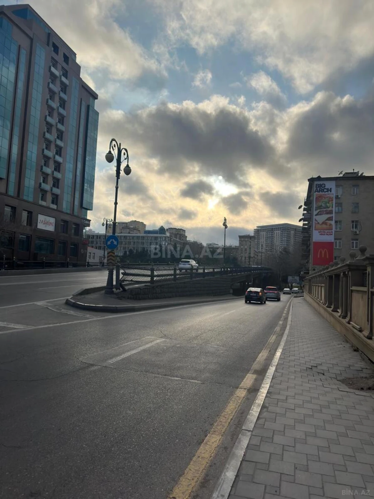 Satılır 2 otaqlı mənzil 60 m²