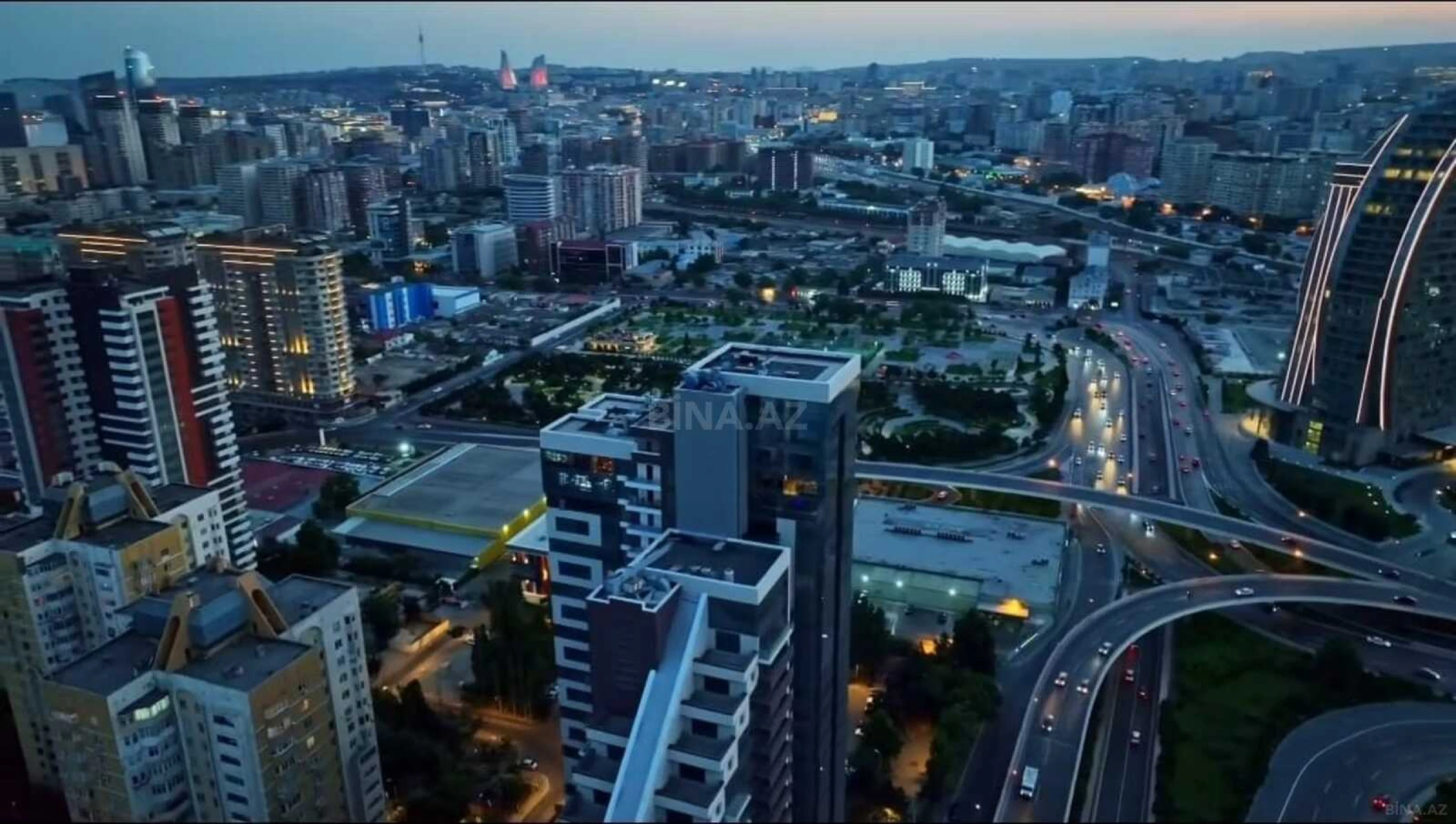 Satılır 2 otaqlı mənzil 95 m²