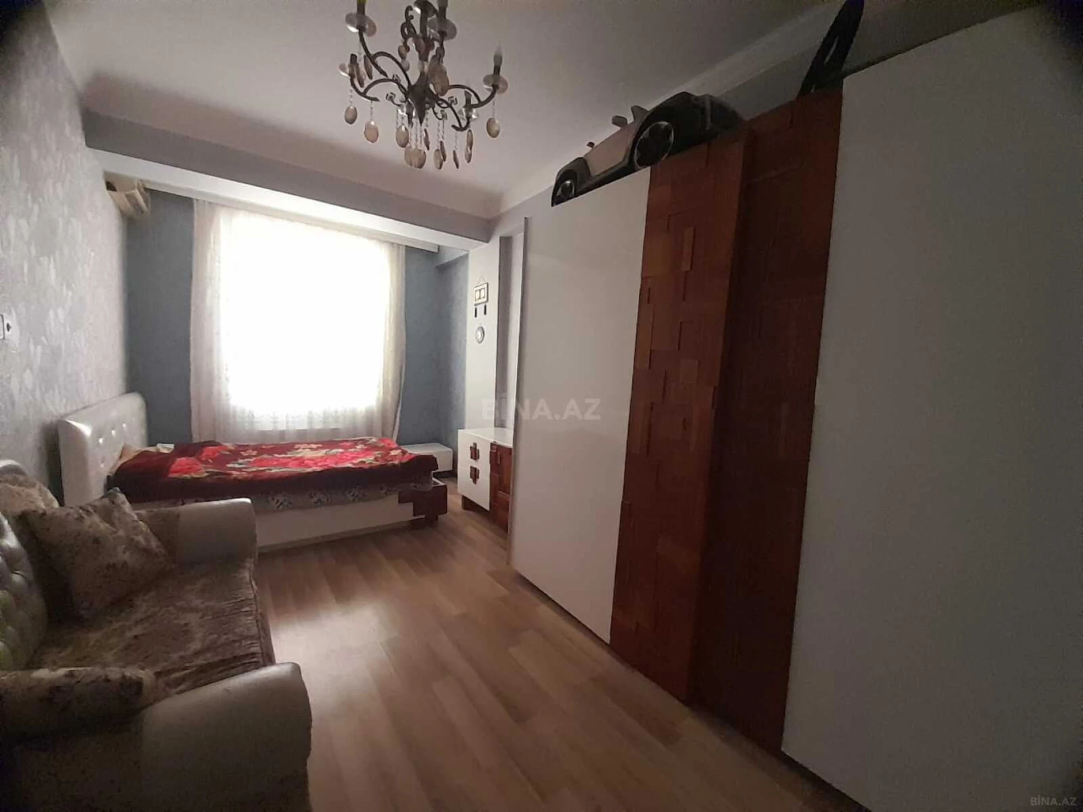 Satılır 3 otaqlı mənzil 90 m²