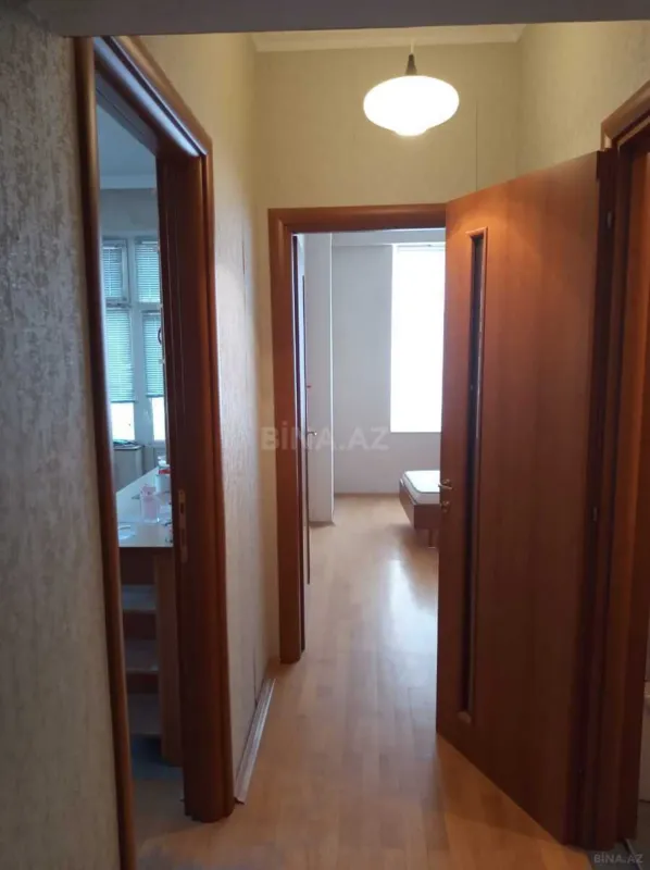 Satılır 2 otaqlı mənzil 73 m²