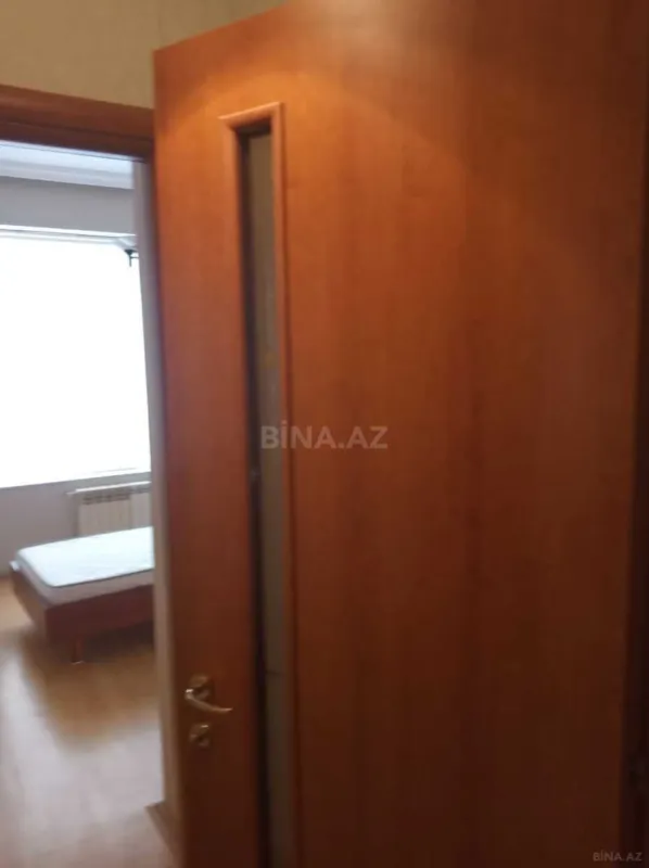 Satılır 2 otaqlı mənzil 73 m²
