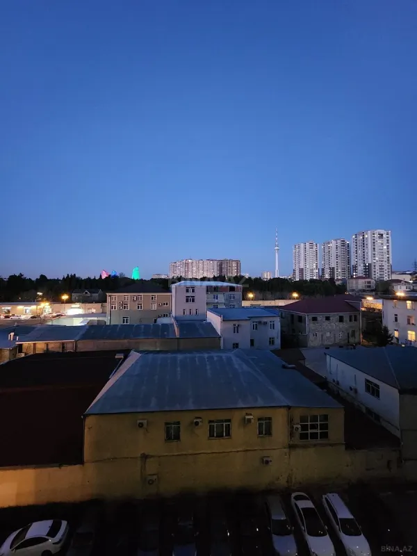 Satılır 2 otaqlı mənzil 73 m²