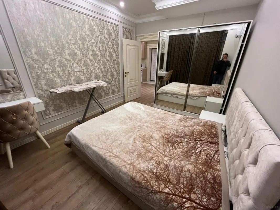 Kirayə verilir 2 otaqlı mənzil 65.1 m²