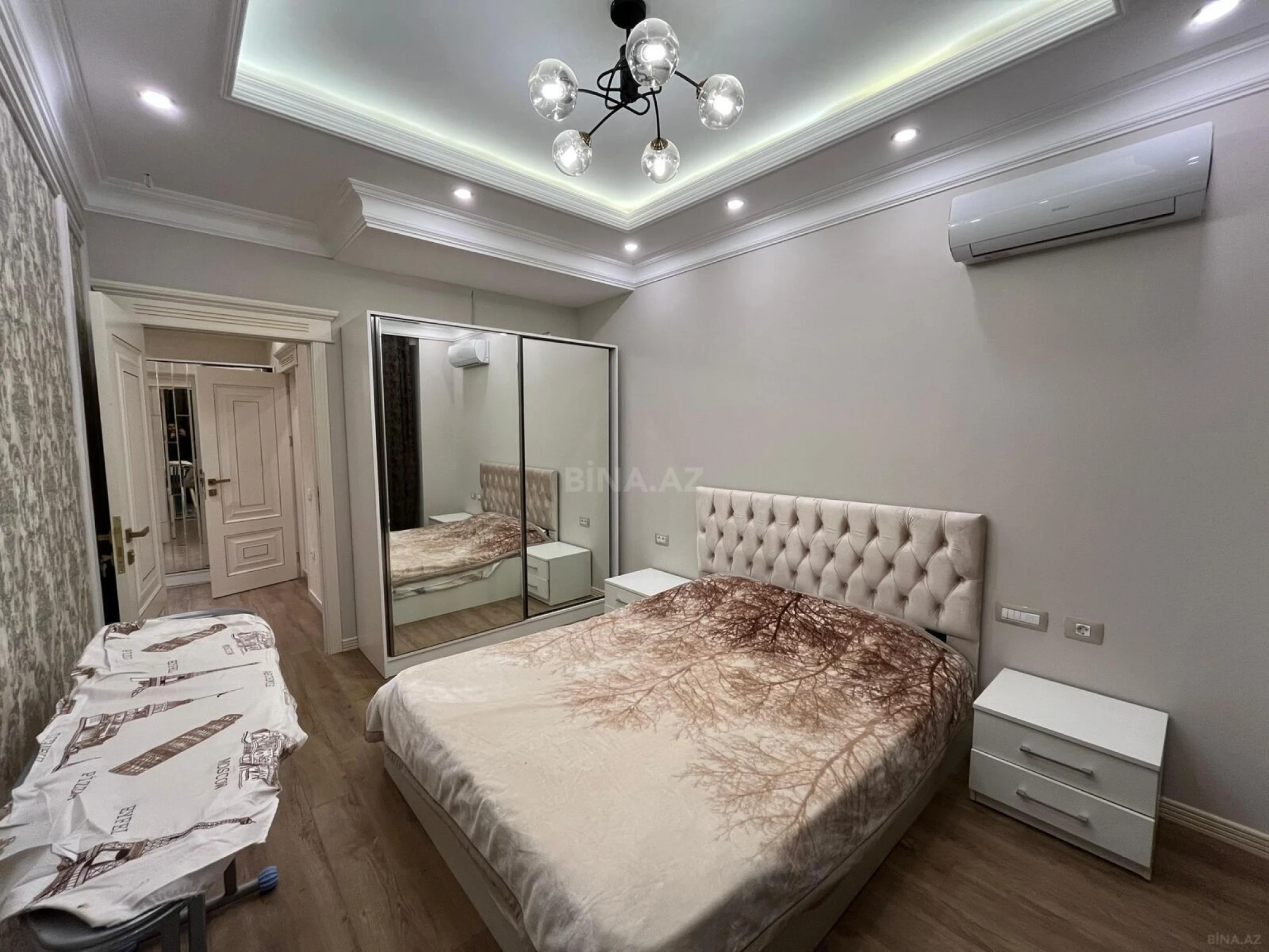 Kirayə verilir 2 otaqlı mənzil 65.1 m²