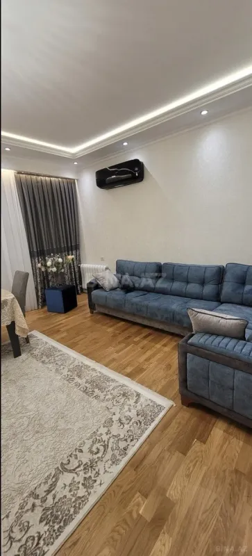 Kirayə verilir 2 otaqlı mənzil 80 m²