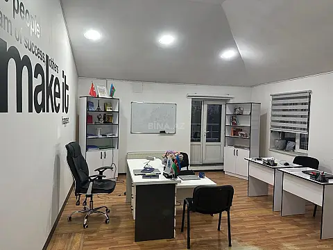 Kirayə verilir 4 otaqlı ofis 135 m²