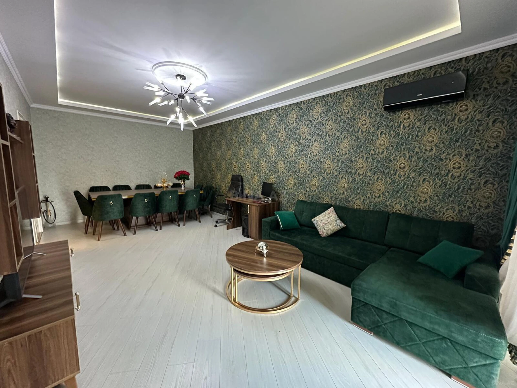 Kirayə verilir 2 otaqlı mənzil 100.3 m²