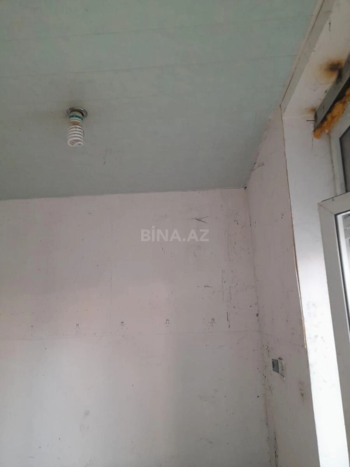 Satılır obyekt 42 m²