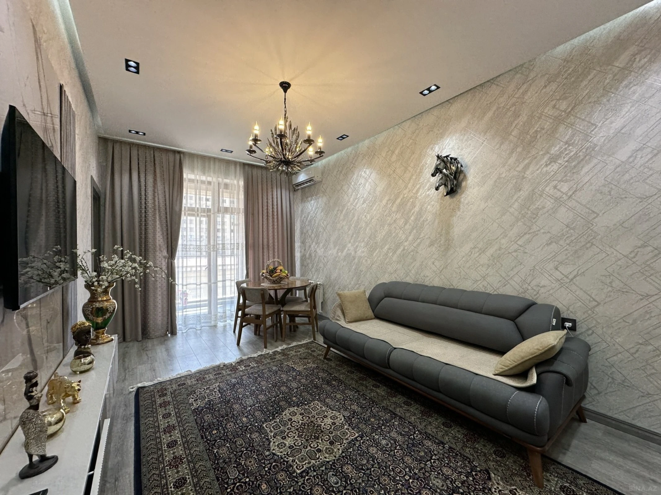 Satılır 2 otaqlı mənzil 53 m²