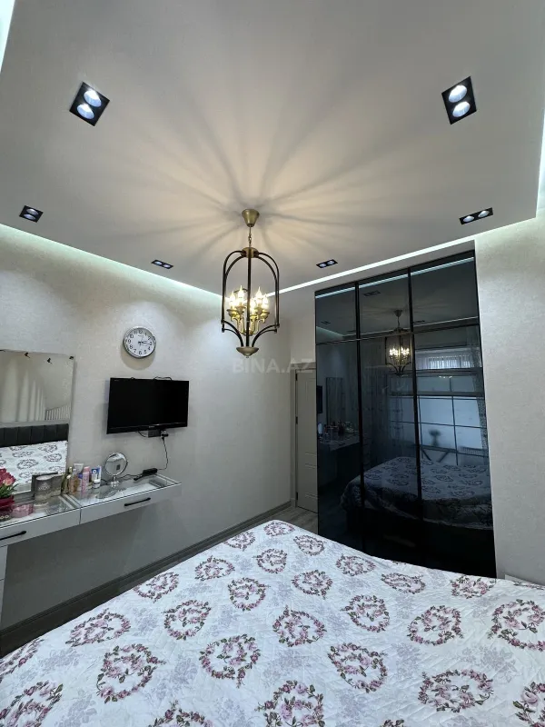 Satılır 2 otaqlı mənzil 53 m²