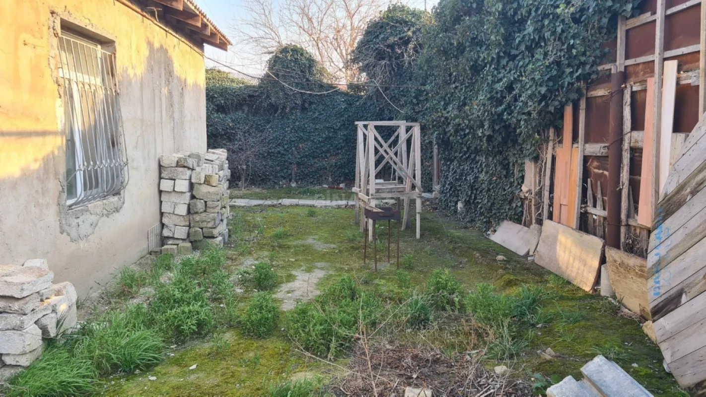 Satılır 3 otaqlı həyət evi 50 m²