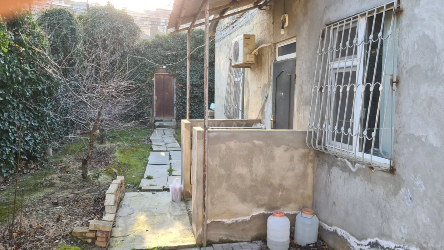 Satılır 3 otaqlı həyət evi 50 m²