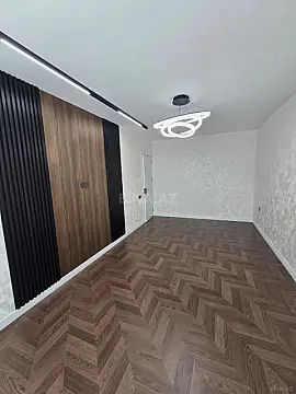 Satılır 3 otaqlı mənzil 82 m²