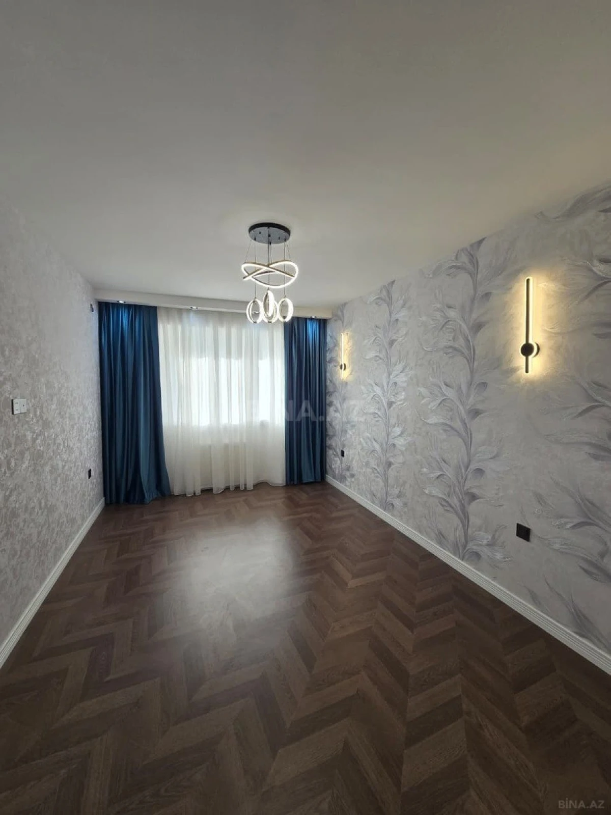Satılır 3 otaqlı mənzil 82 m²