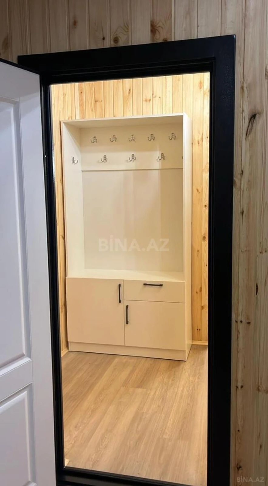 Kirayə verilir 2 otaqlı mənzil 75 m²