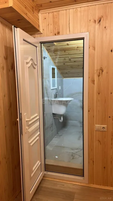 Kirayə verilir 2 otaqlı mənzil 75 m²