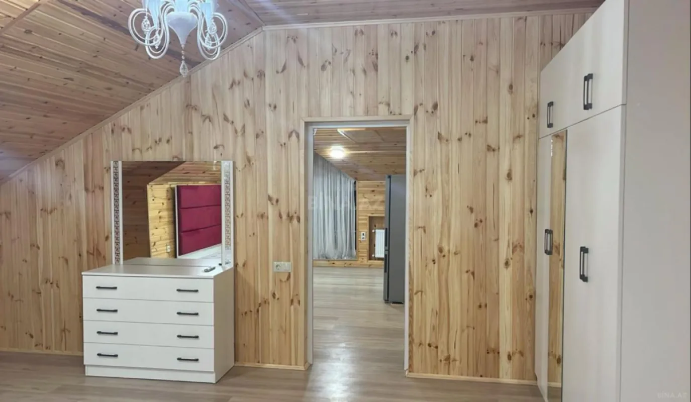 Kirayə verilir 2 otaqlı mənzil 75 m²