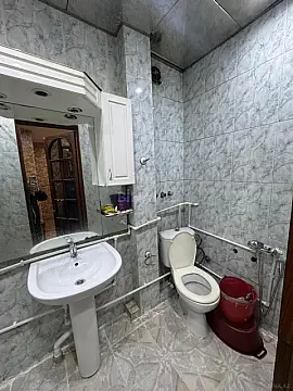 Kirayə verilir 2 otaqlı mənzil 70 m²