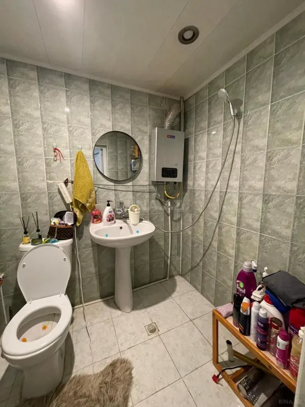 Satılır 1 otaqlı mənzil 38 m²