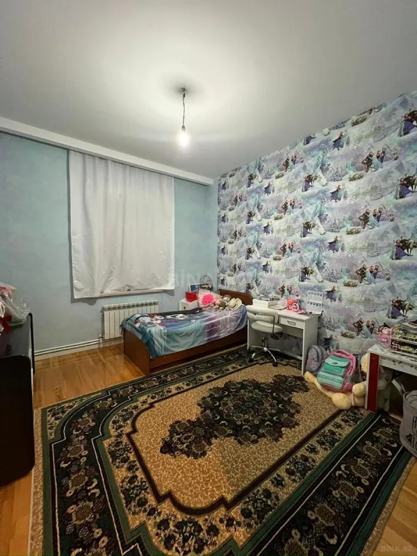 Satılır 6 otaqlı həyət evi 200 m²
