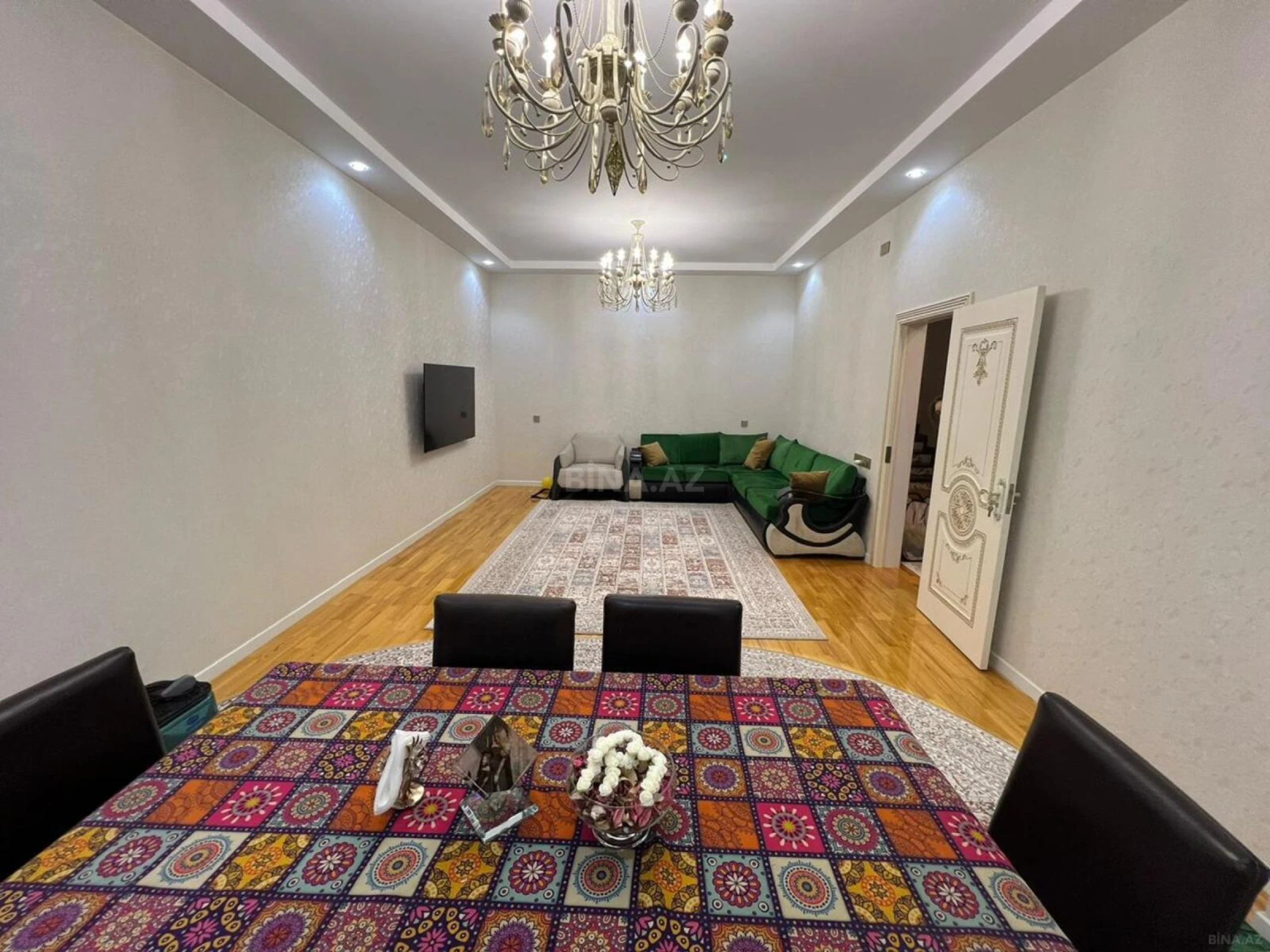 Satılır 6 otaqlı həyət evi 200 m²