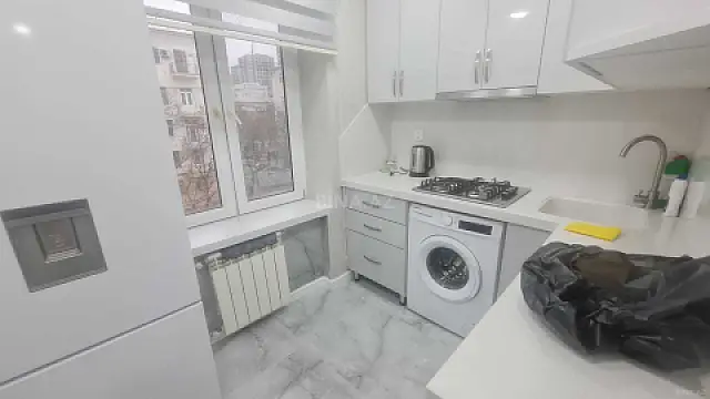 Satılır 2 otaqlı mənzil 50 m²