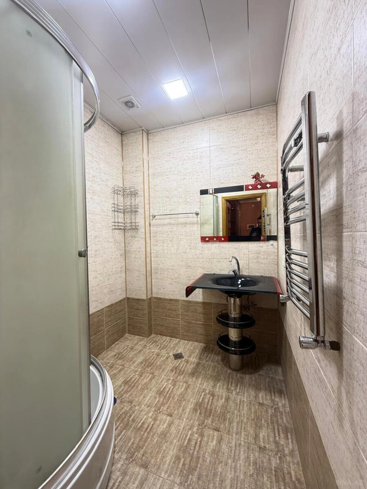 Satılır 3 otaqlı mənzil 110 m²