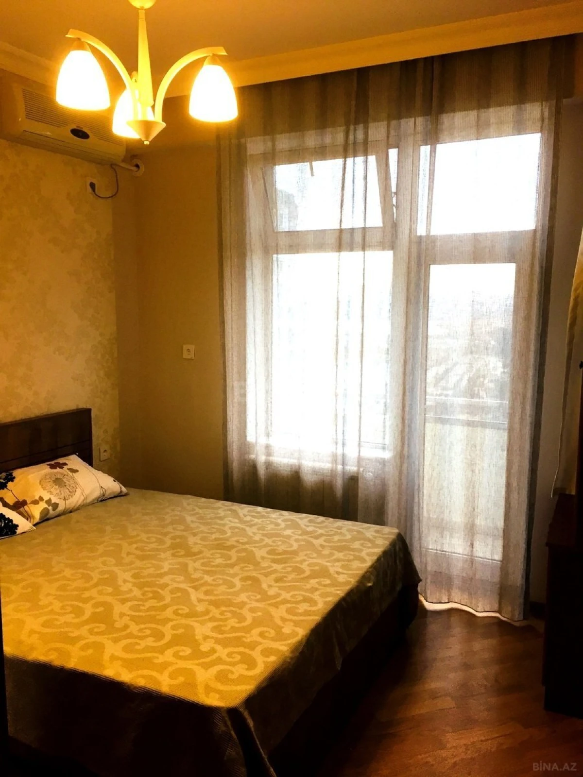 Kirayə verilir 2 otaqlı mənzil 60 m²