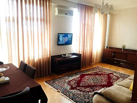 Kirayə verilir 2 otaqlı mənzil 60 m²