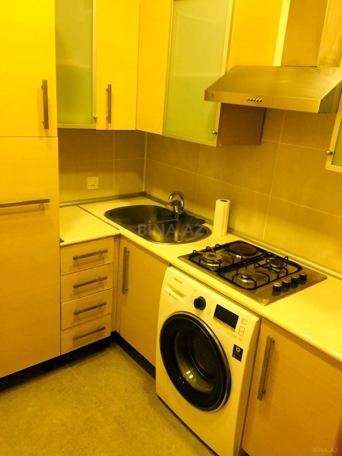 Kirayə verilir 2 otaqlı mənzil 60 m²