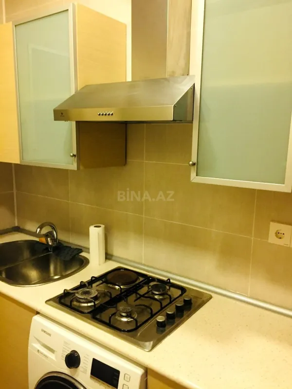 Kirayə verilir 2 otaqlı mənzil 60 m²