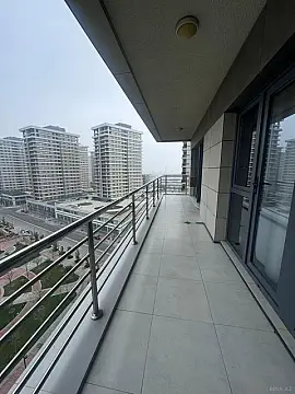 Satılır 3 otaqlı mənzil 120 m² — Bakı, Yeni Günəşli 3 otaq 120.00 m²
