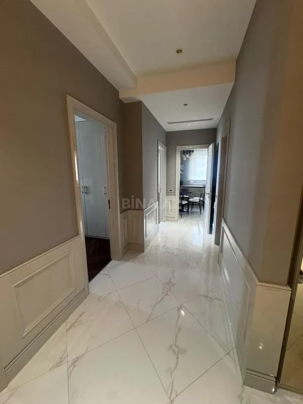 Satılır 3 otaqlı mənzil 120 m²