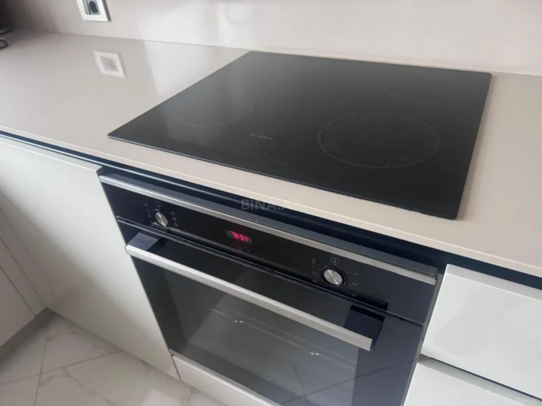 Satılır 3 otaqlı mənzil 120 m²