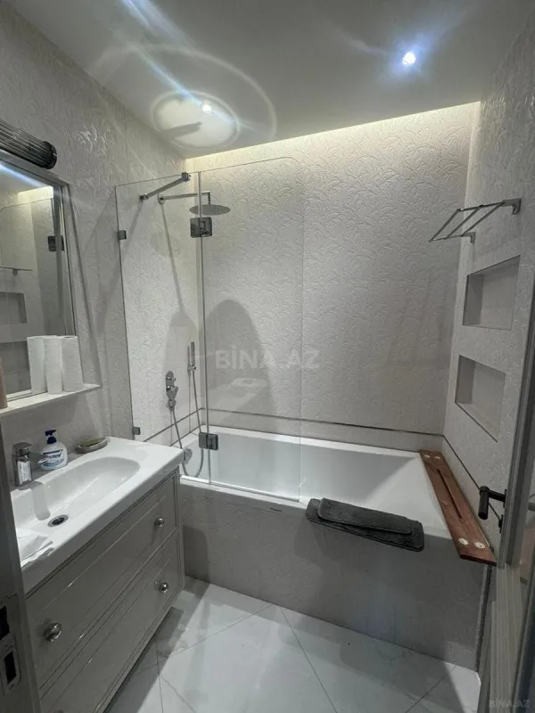 Satılır 3 otaqlı mənzil 120 m²