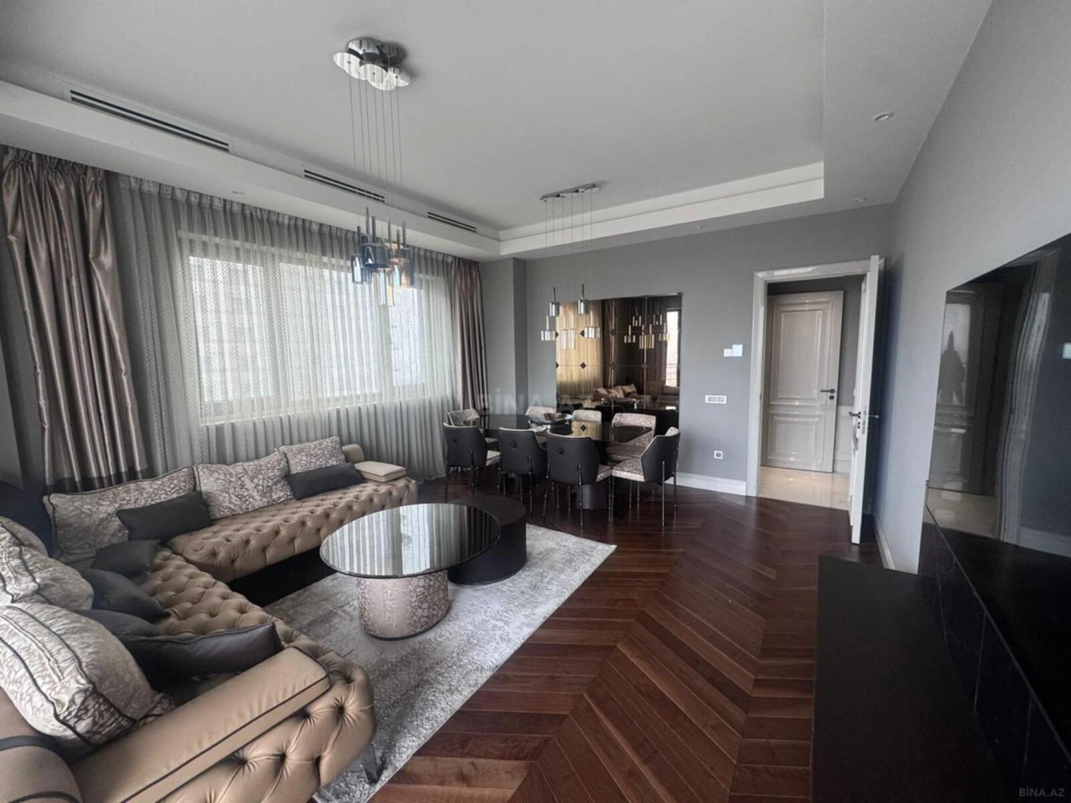 Satılır 3 otaqlı mənzil 120 m²