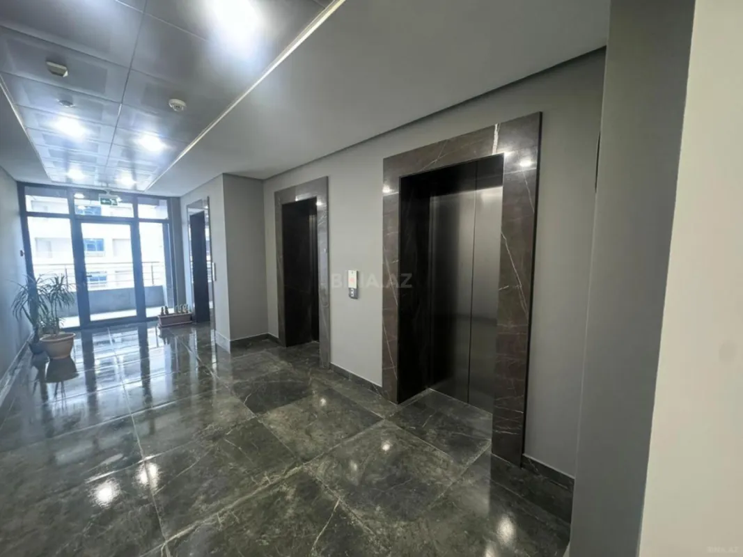 Satılır 3 otaqlı mənzil 120 m²