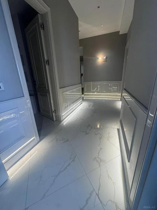 Satılır 3 otaqlı mənzil 120 m²